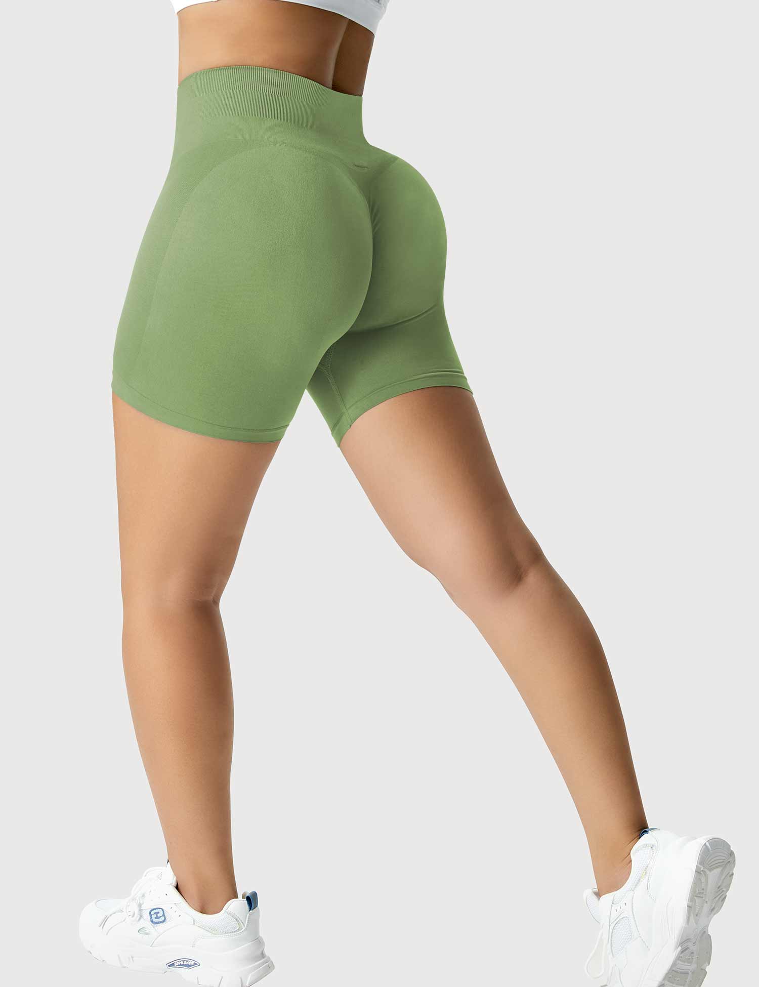 Yeoreo Amplify Seamless Shorts