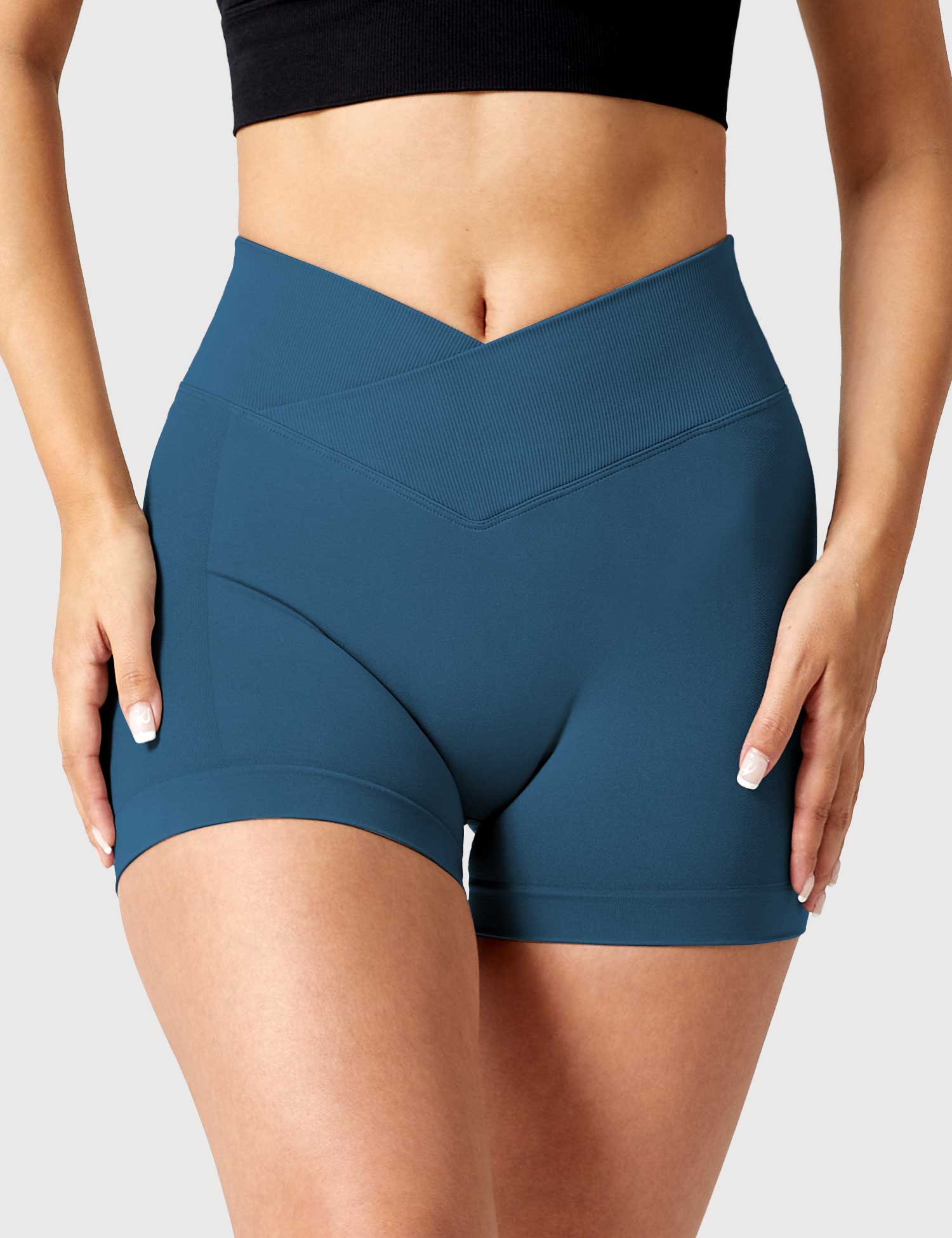 Yeoreo 3.6”Amplify V-Waistband Shorts