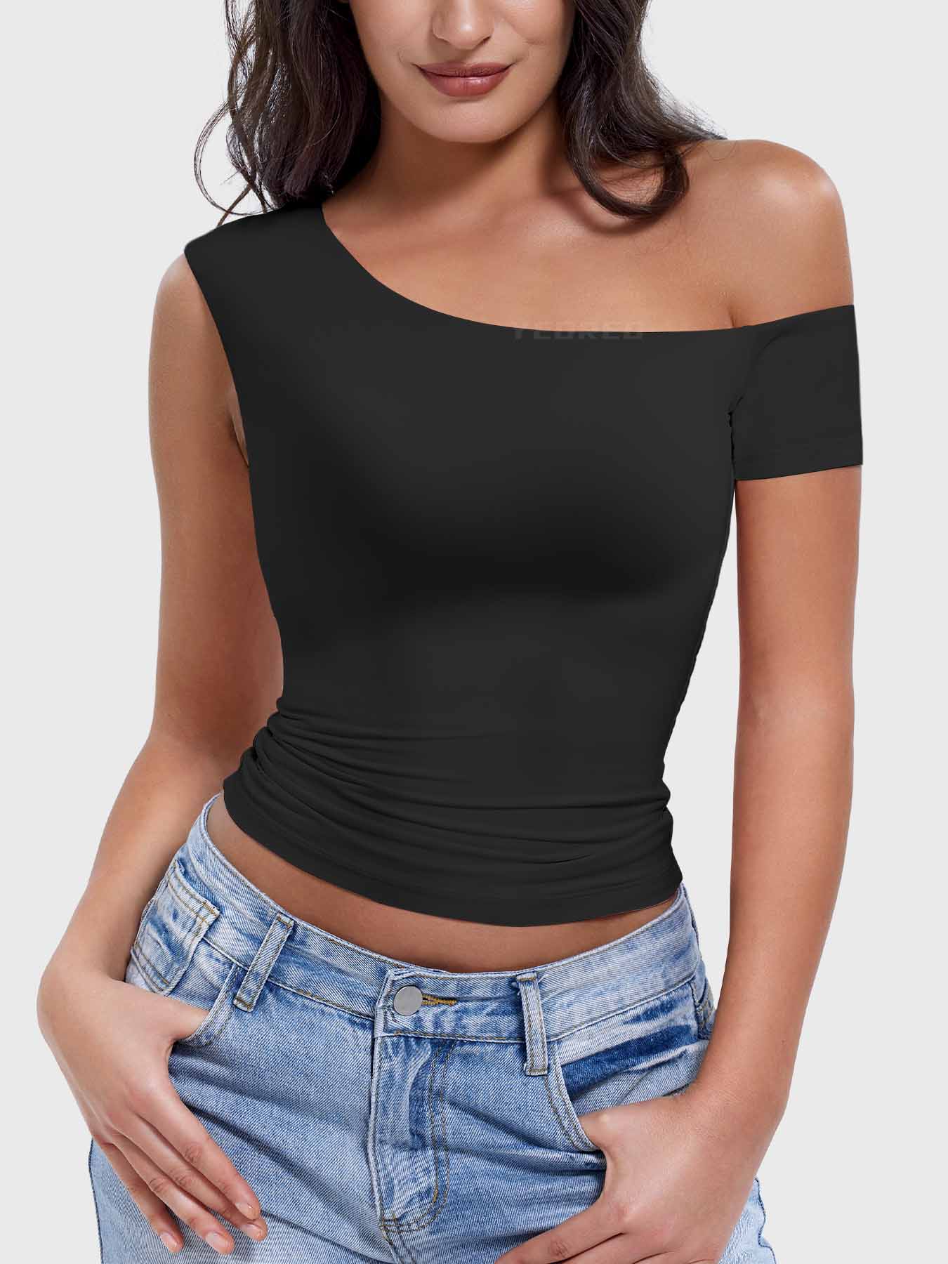 Yeoreo Abigil One-Shoulder Sleeve Top