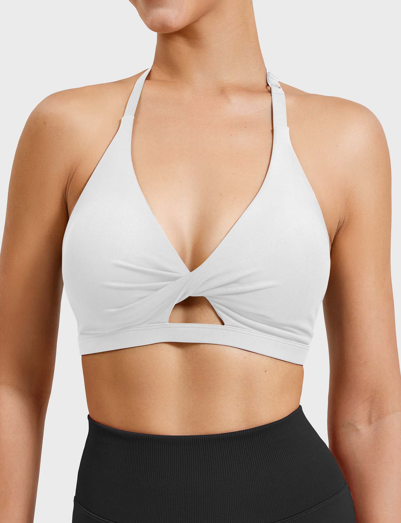 Yeoreo Micaela Twist Front Sports Bra