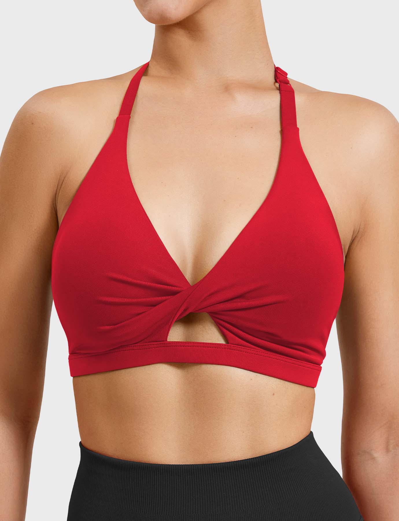 Yeoreo Micaela Twist Front Sports Bra