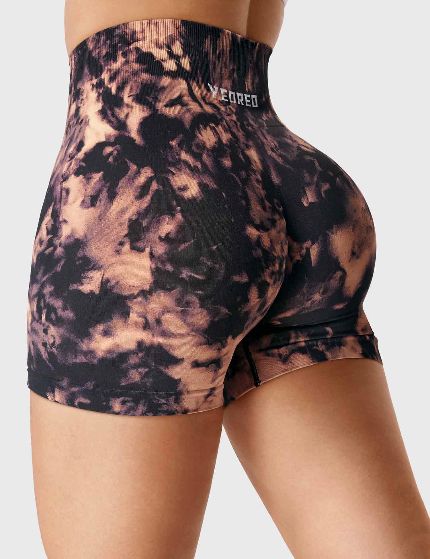 Yeoreo Dazzle Seamless Shorts